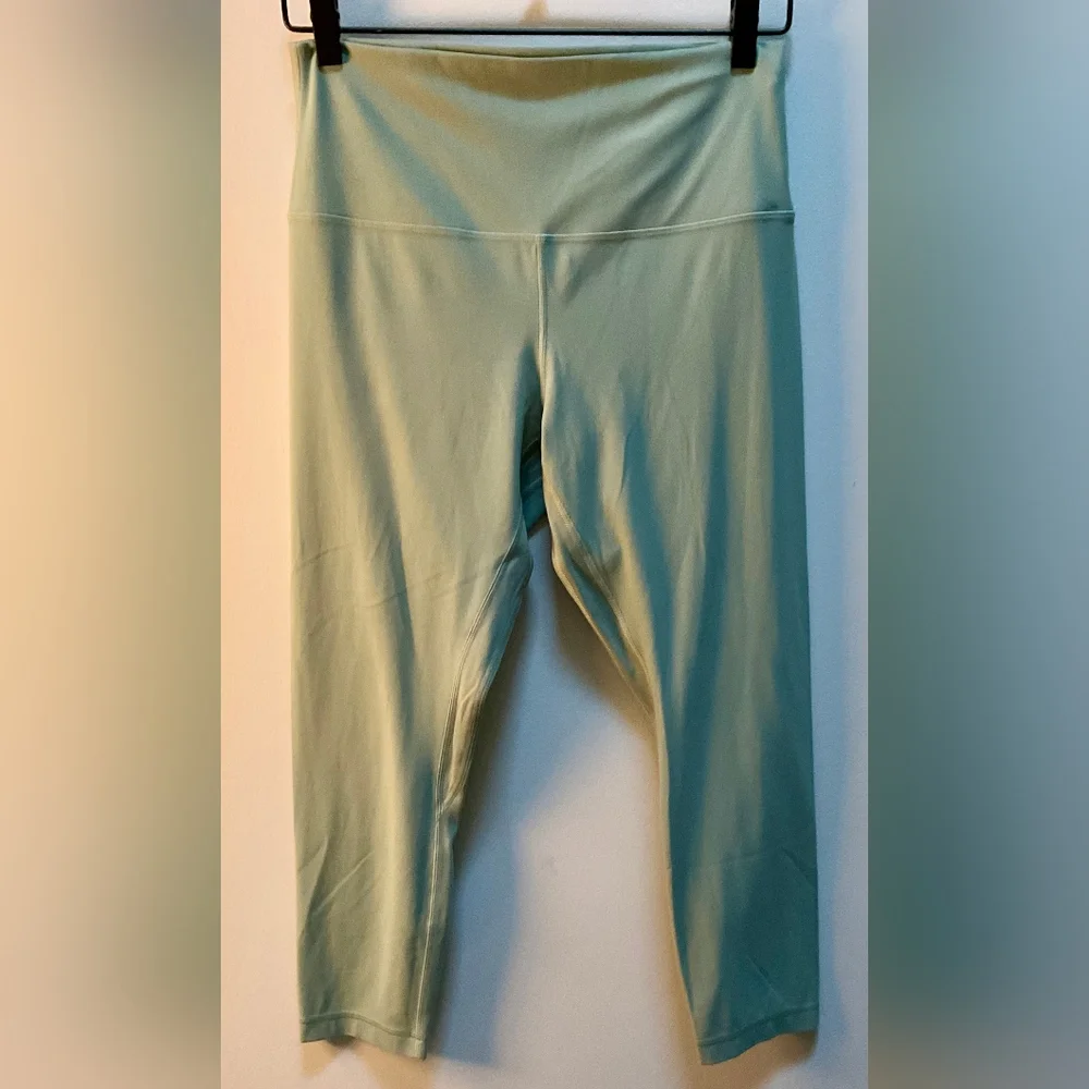 Lululemon Athletica Sage Green Leggings Nwot - Picture 3 of 5